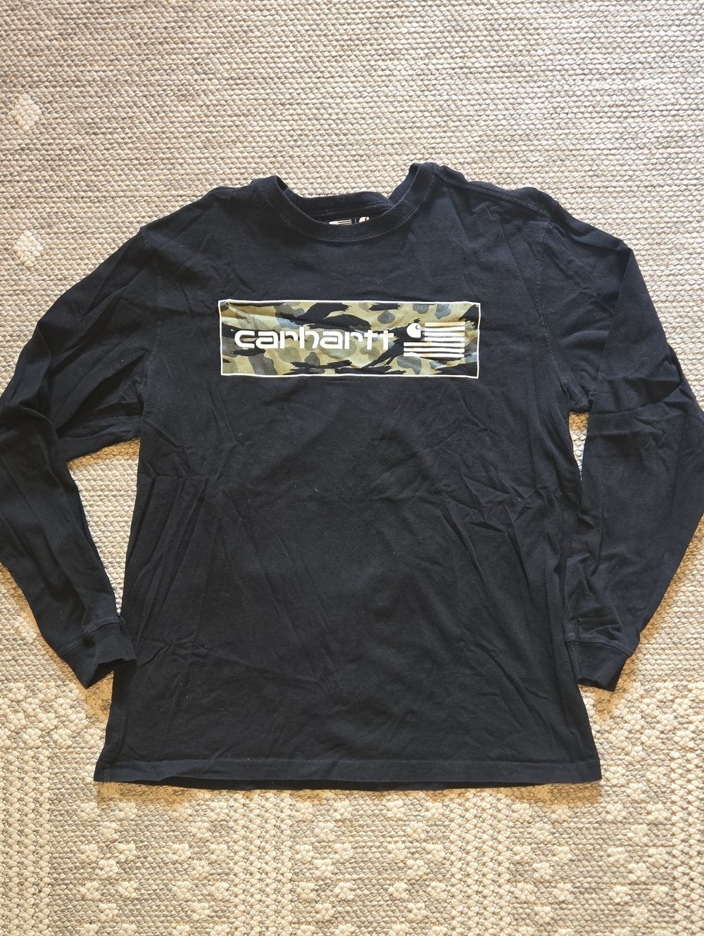 Carhartt Black Long Sleeve Tee with Camo Logo L